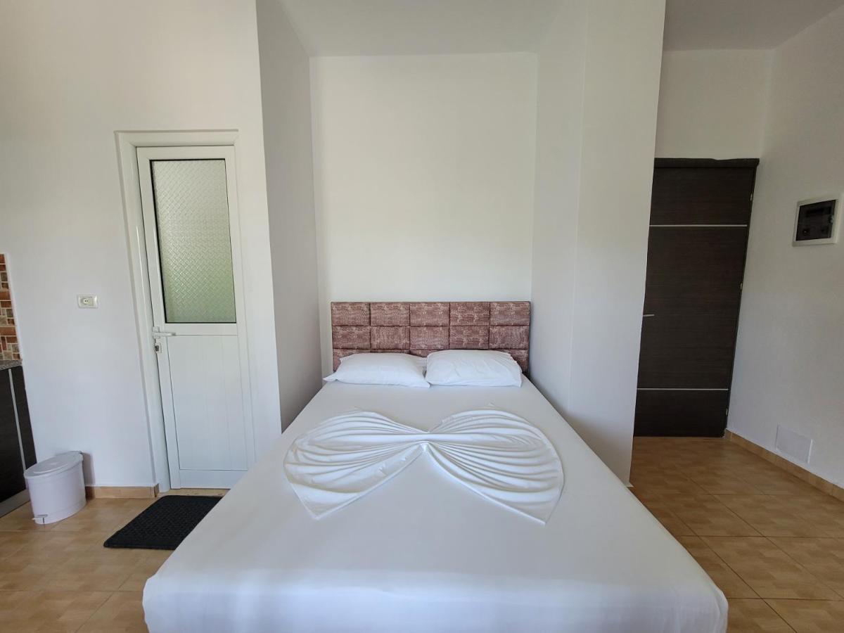 Villa Roku Ksamil Ngoại thất bức ảnh