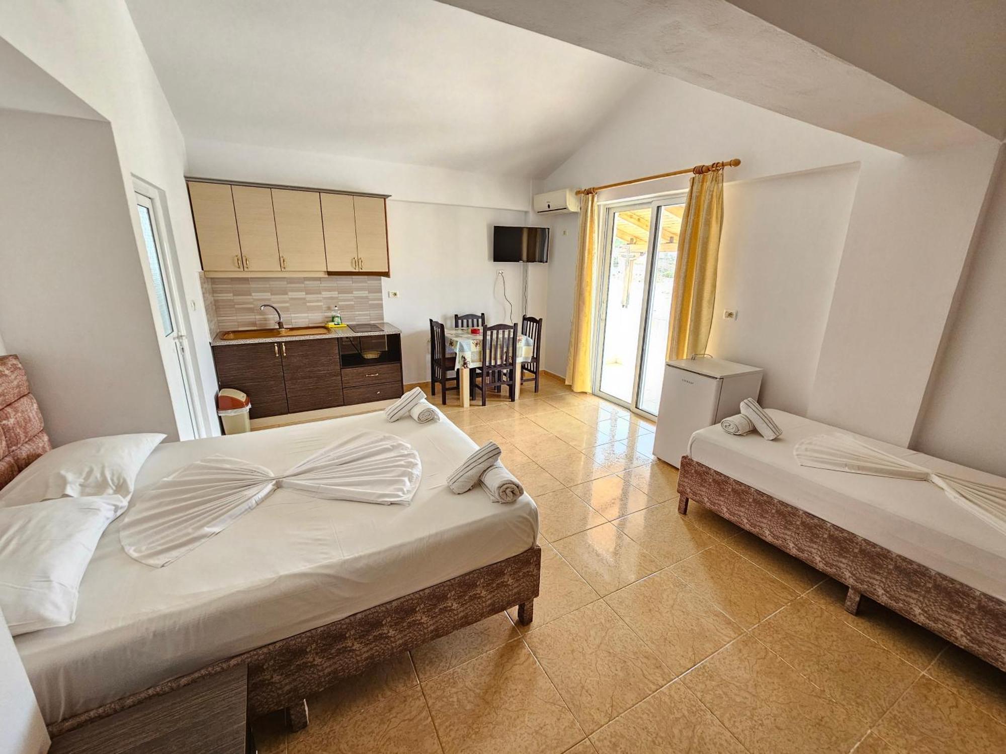 Villa Roku Ksamil Ngoại thất bức ảnh